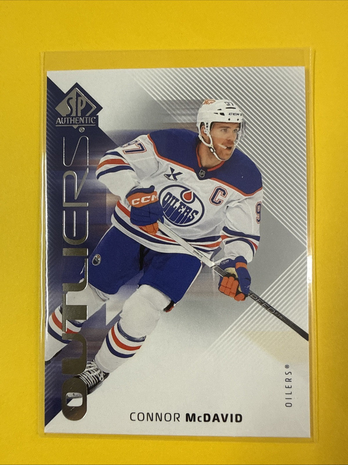 Connor McDavid 2025/26 SP Authentic Outliers Card - front