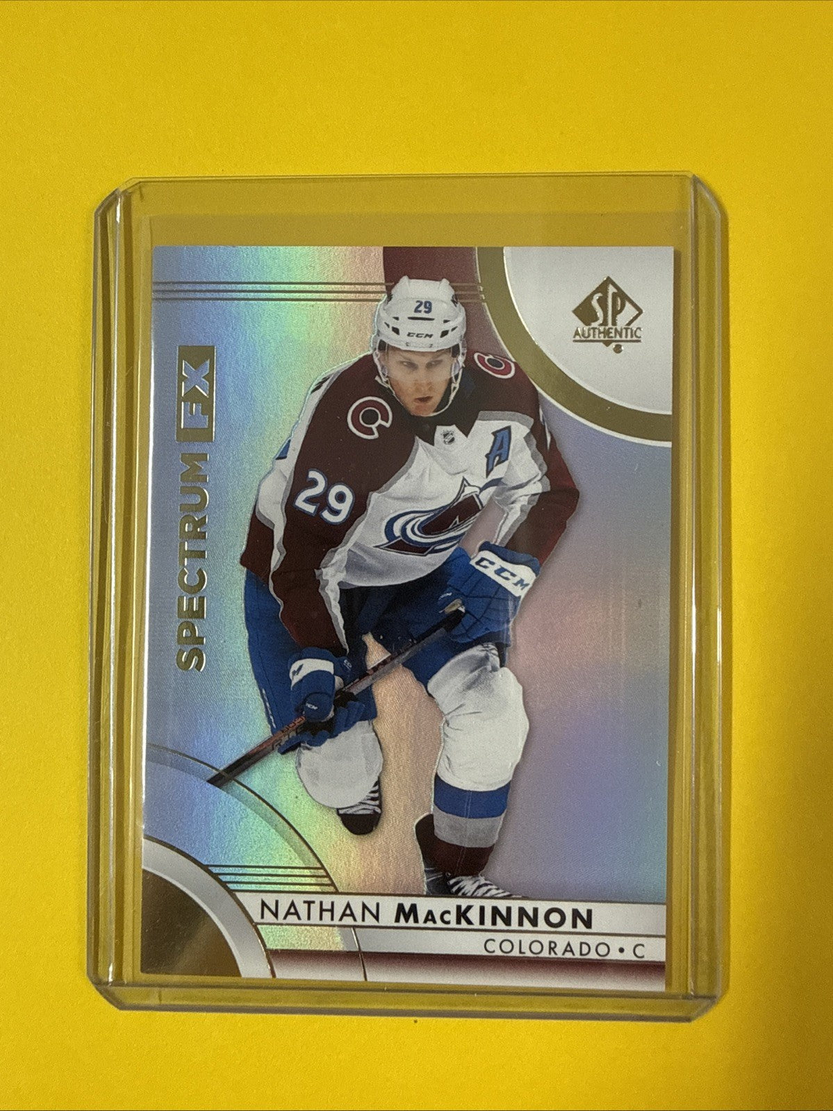 Nathan MacKinnon 2023/24 SP Authentic Spectrum FX Card - front