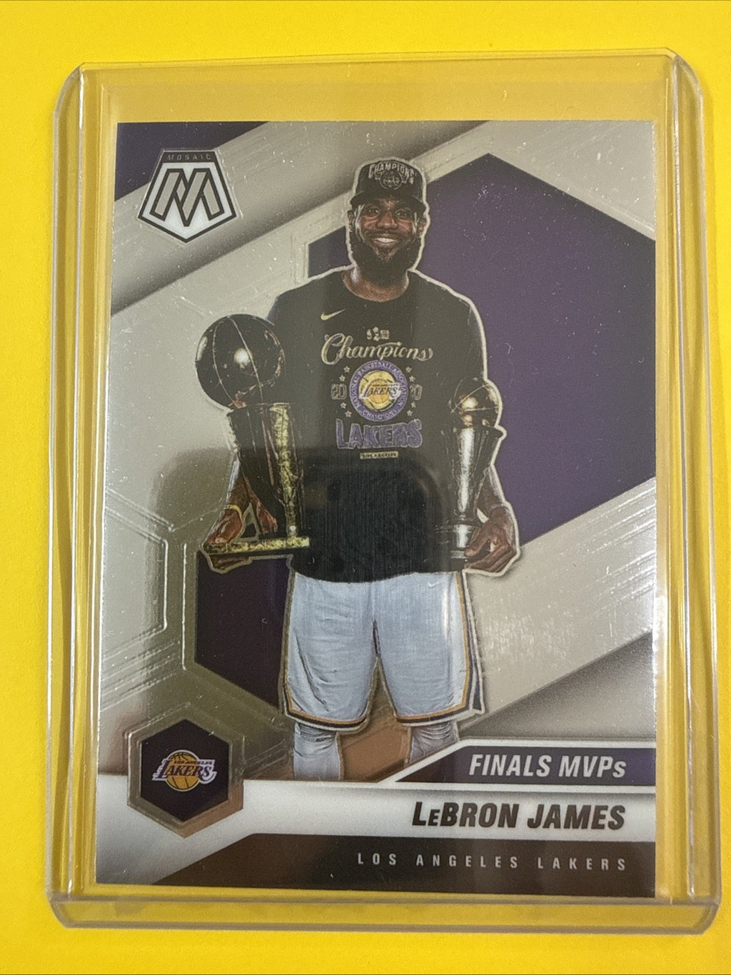 LeBron James 2020/21 NBA Card - front