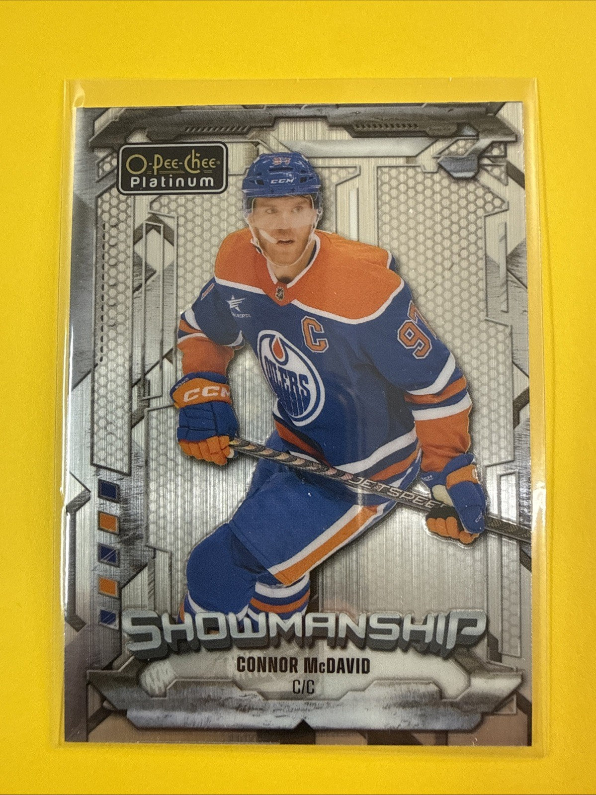 Connor McDavid 2024/25 O Pee Platinum Showmanship Card - front