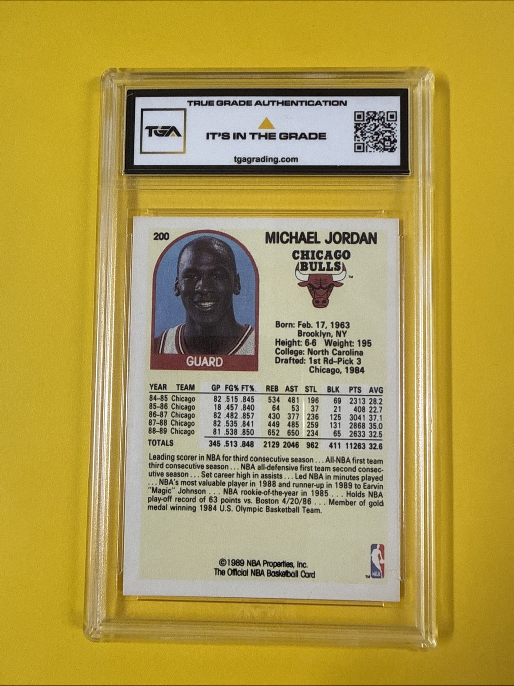 Michael Jordan 1989 NBA Hoops Card Graded 8 - back