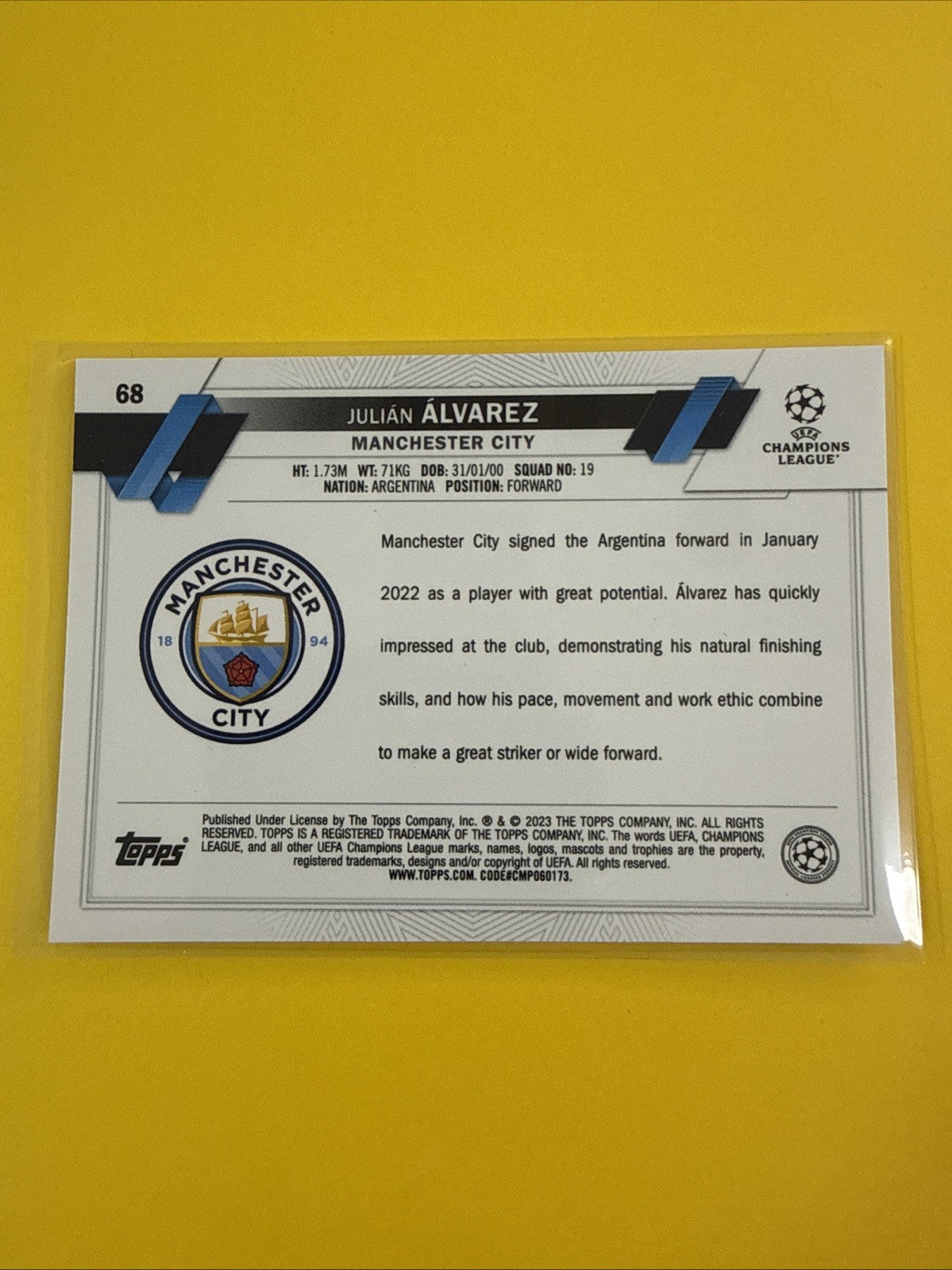 Julian Alvarez 2022/23 Topps Chrome Manchester City Raywave Rookie Soccer Card - back