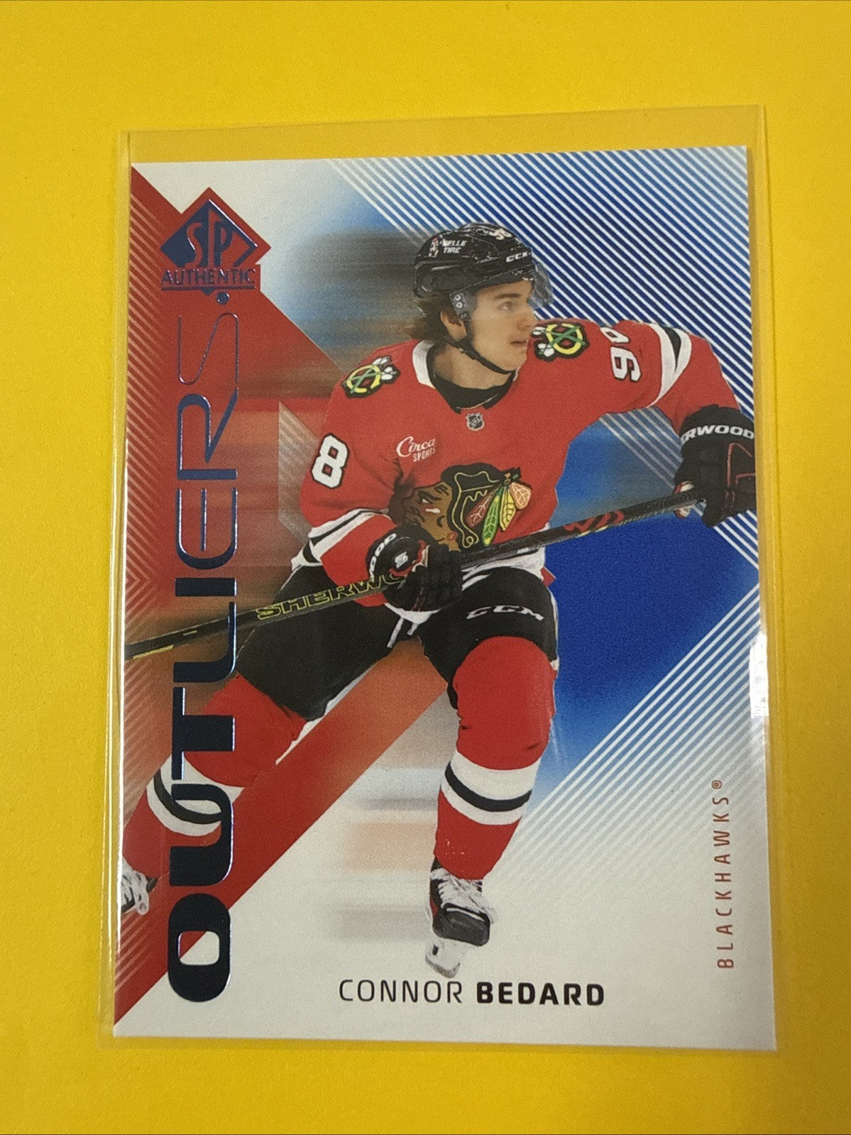 Connor Bedard 2025/26 SP Authentic Outliers Blue Card - front
