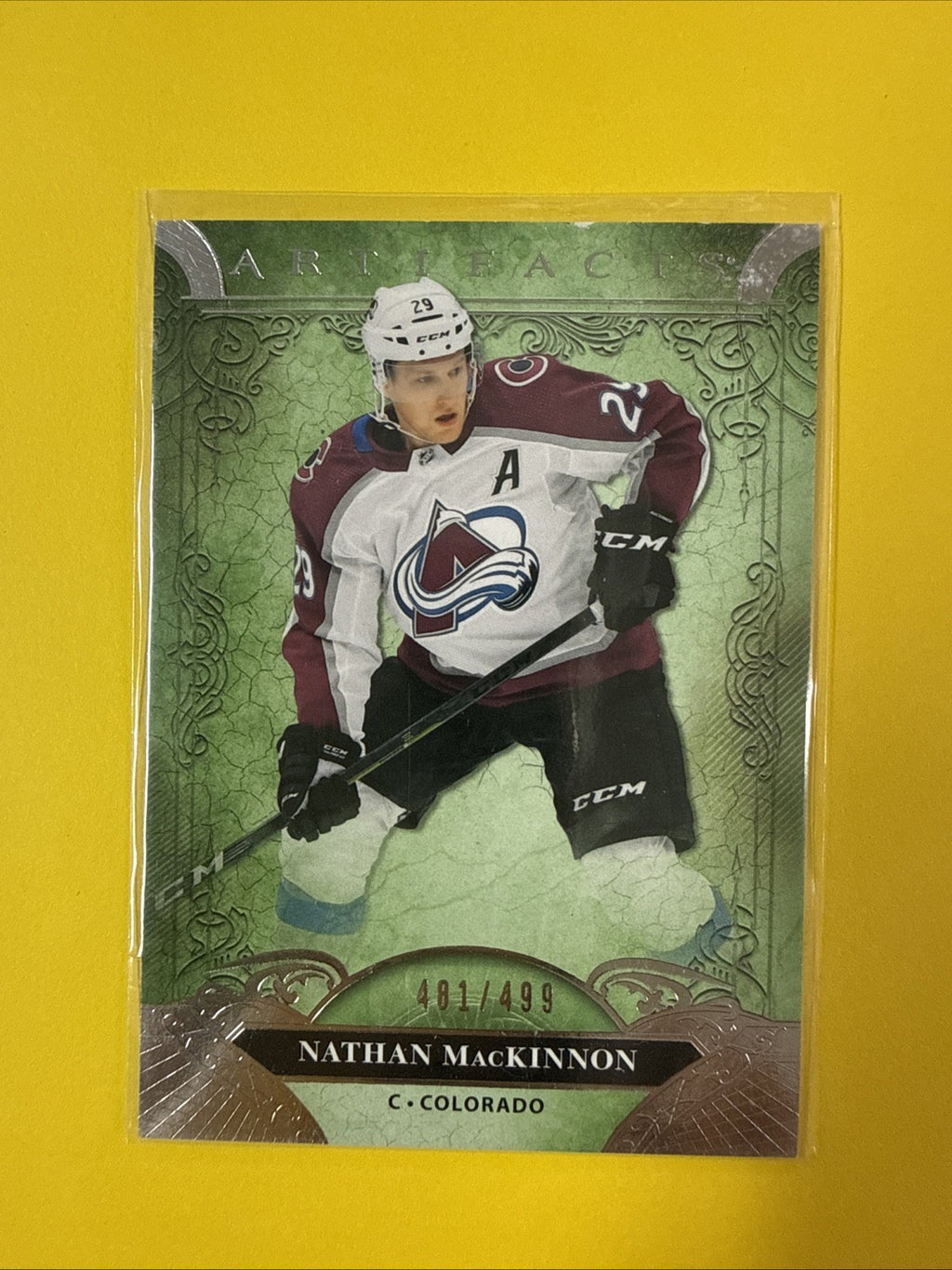 Nathan MacKinnon 2020/21 Artifacts Card Green 481/499 - front