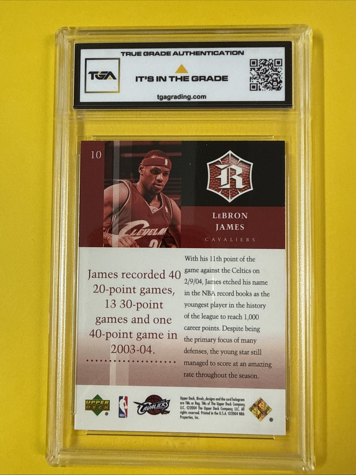 LeBron James 2004 UD Rivals Gold Autograph Facsimile Card Graded 6.5 - back