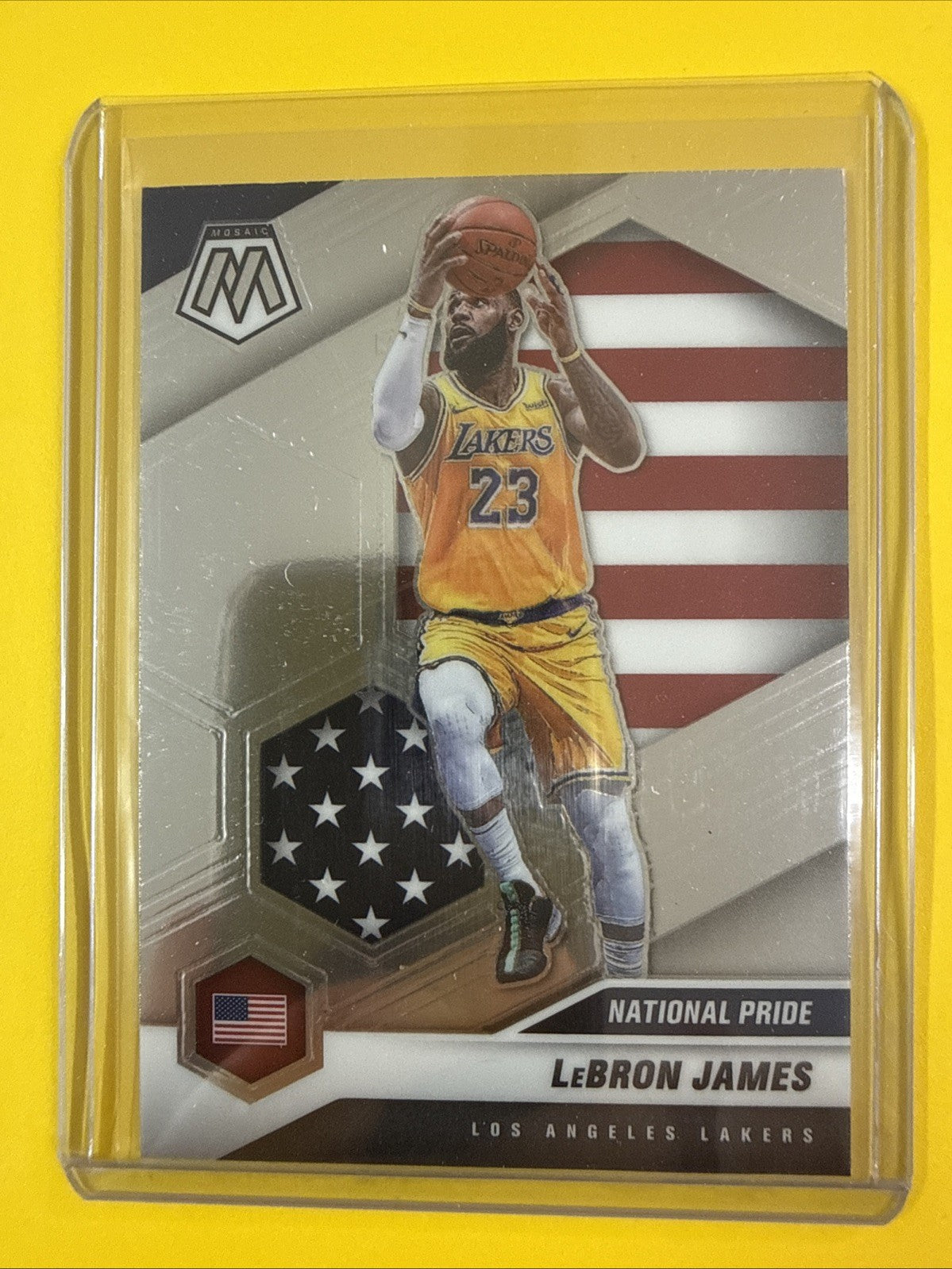 LeBron James 2020/21 NBA Card - front