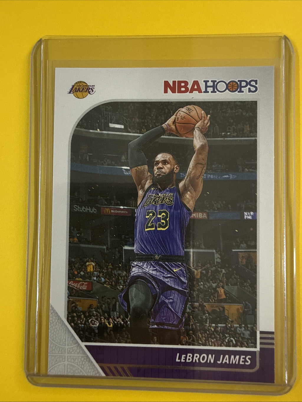 LeBron James 2019/20 NBA Card - front