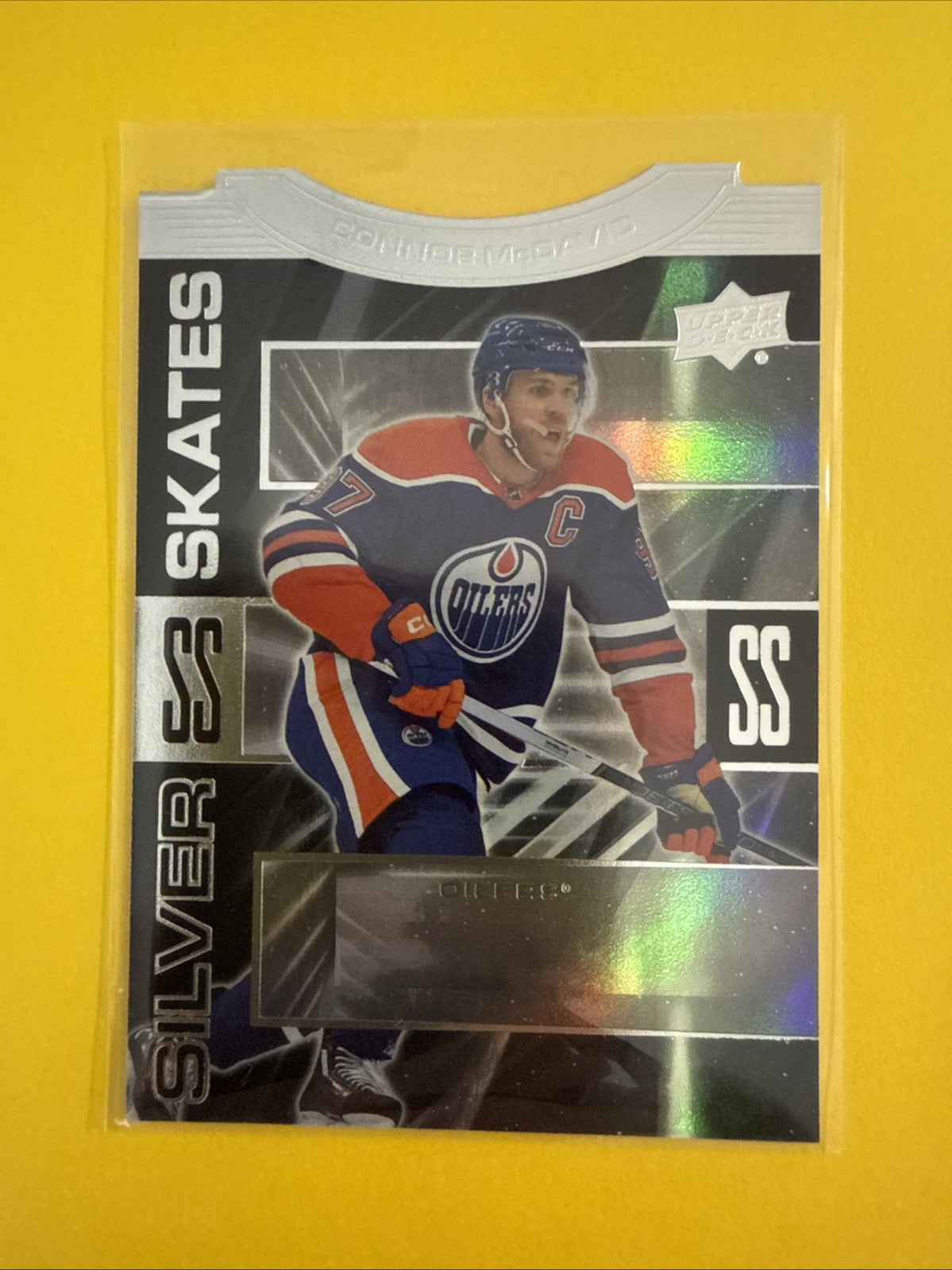 Connor McDavid 2023/24 UD Silver Skates Card - front