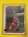 Michael Jordan 1993/94 UD NBA Signature Moves Card #237 - front