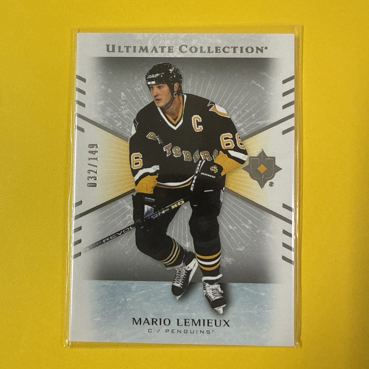 Ultimate Collection Hockey 2025/26 Mario Lemieux Card /149 - front
