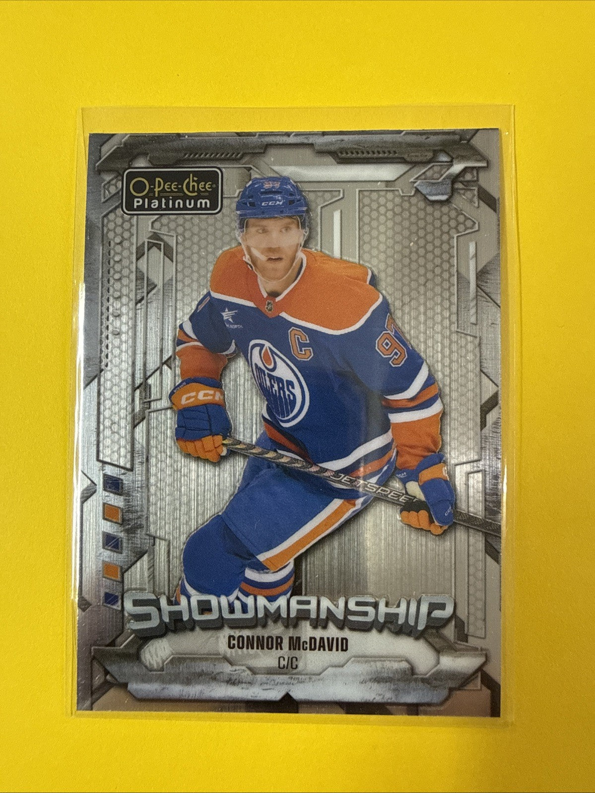 Connor McDavid 2024/25 O Pee Chee Platinum Showmanship Card - front