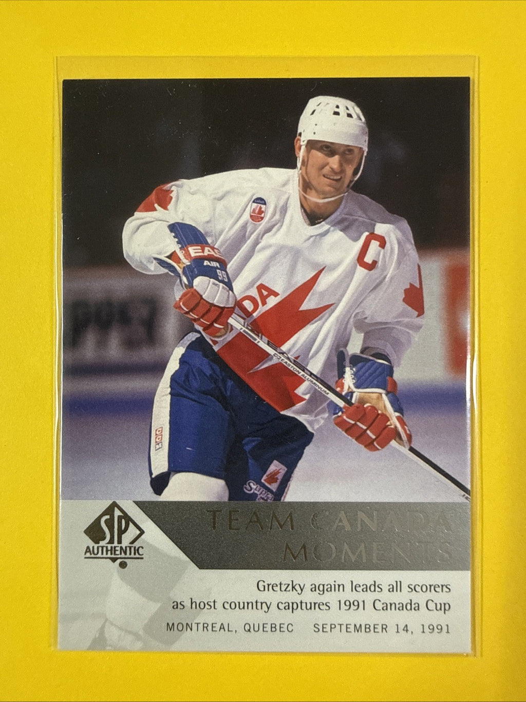 Wayne Gretzky 2012-13 SP Authentic Team Canada Card - front