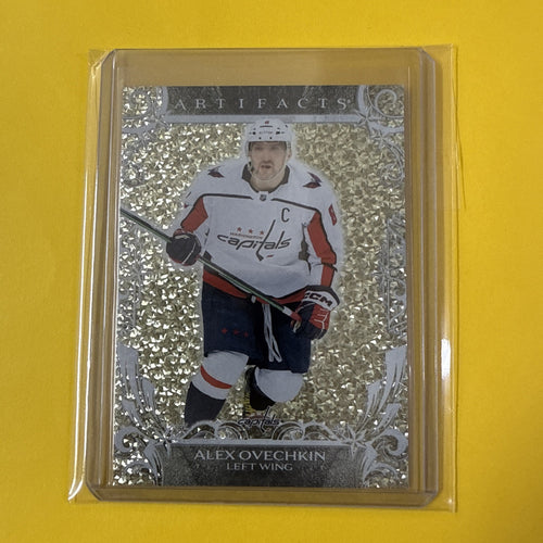 Alex Ovechkin 2024/25 Artifacts Silver Speckle Card - front