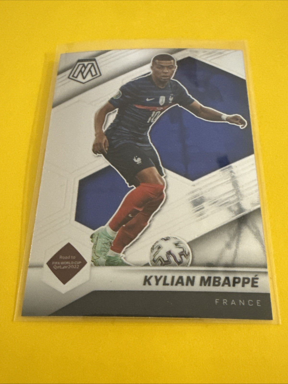 Kylian Mbappé 2021 Panini Mosaic Road to the World Cup Soccer Card - front