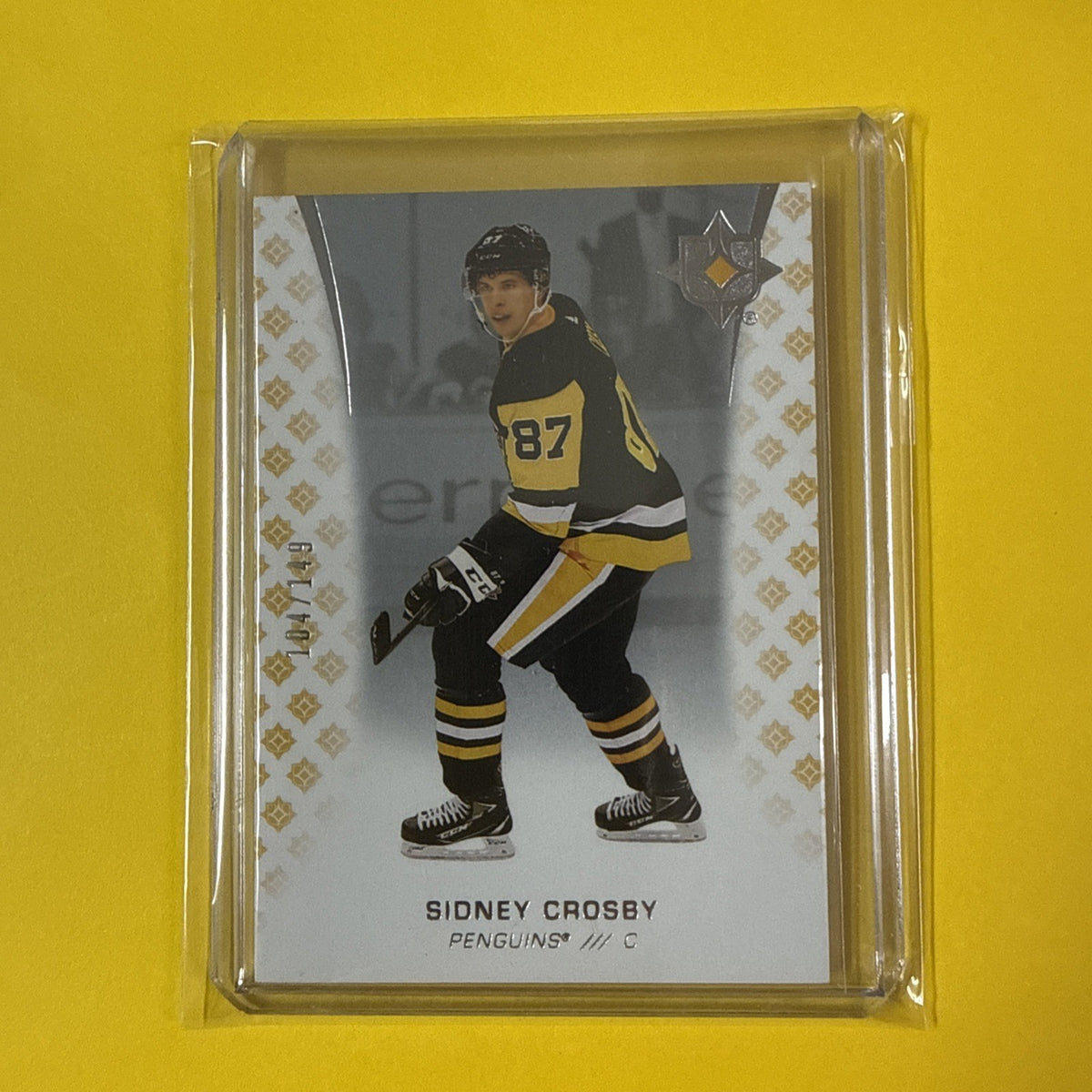 Sidney Crosby 2020/21 Ultimate Collection Card Out of /149 - front