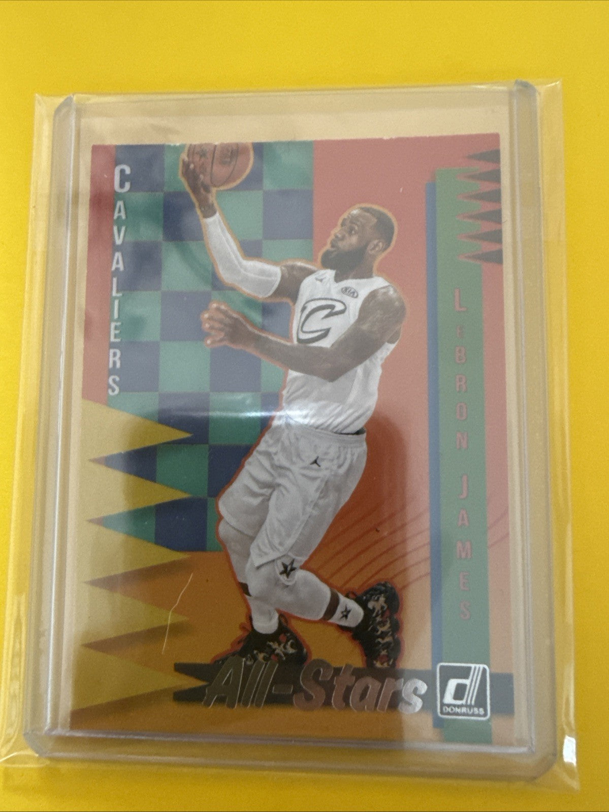 LeBron James 2018/19 Card - front
