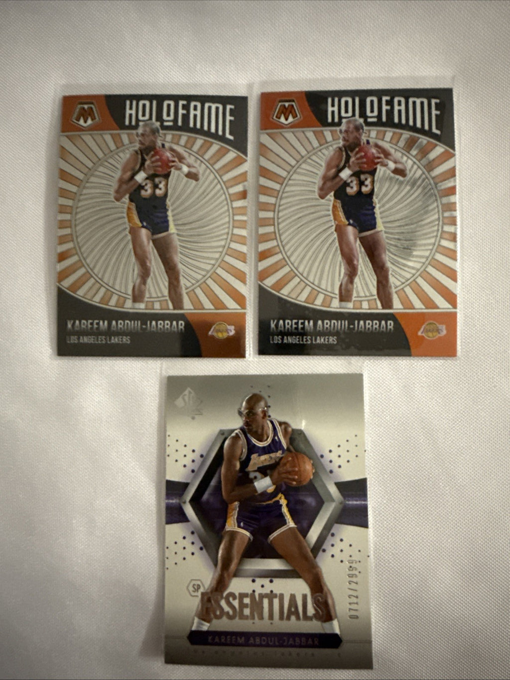 Kareem Abdul-Jabbar 3Basketball Cards - front