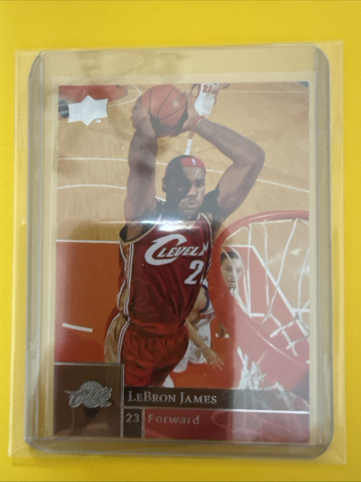 LeBron James 2009/10 Card - front