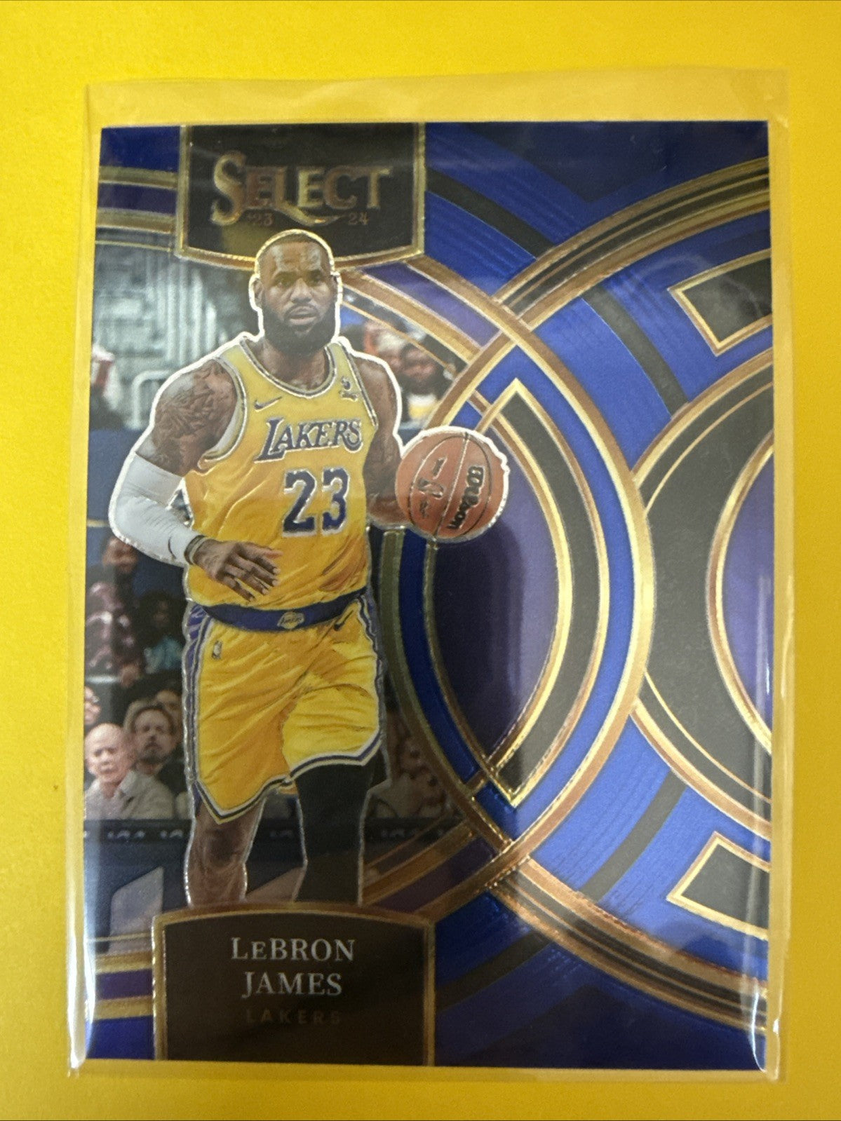 LeBron James 2023/24 Panini Select Blue Card - front