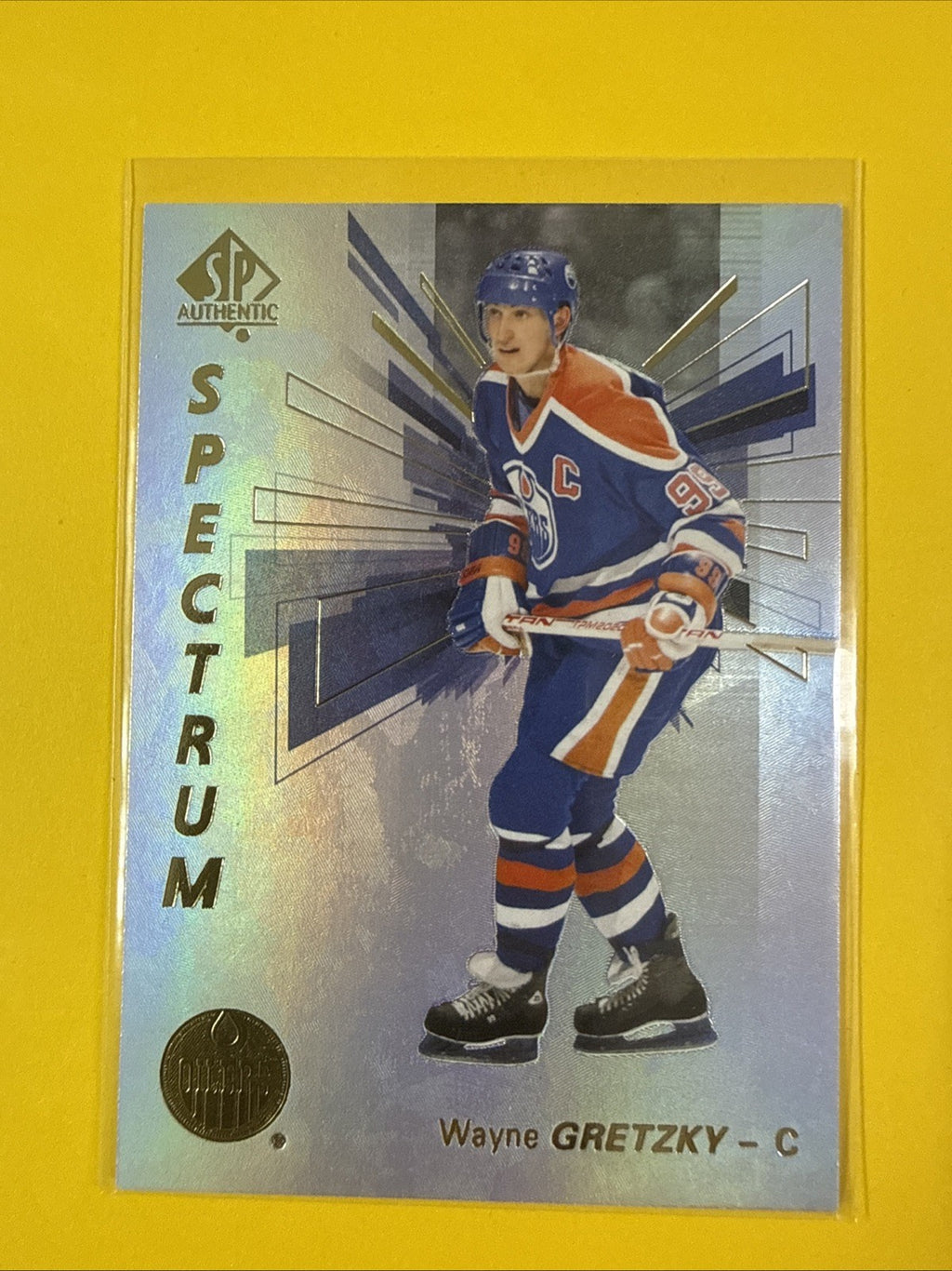 Wayne Gretzky 2016-17 SP Authentic Spectrum Card - front