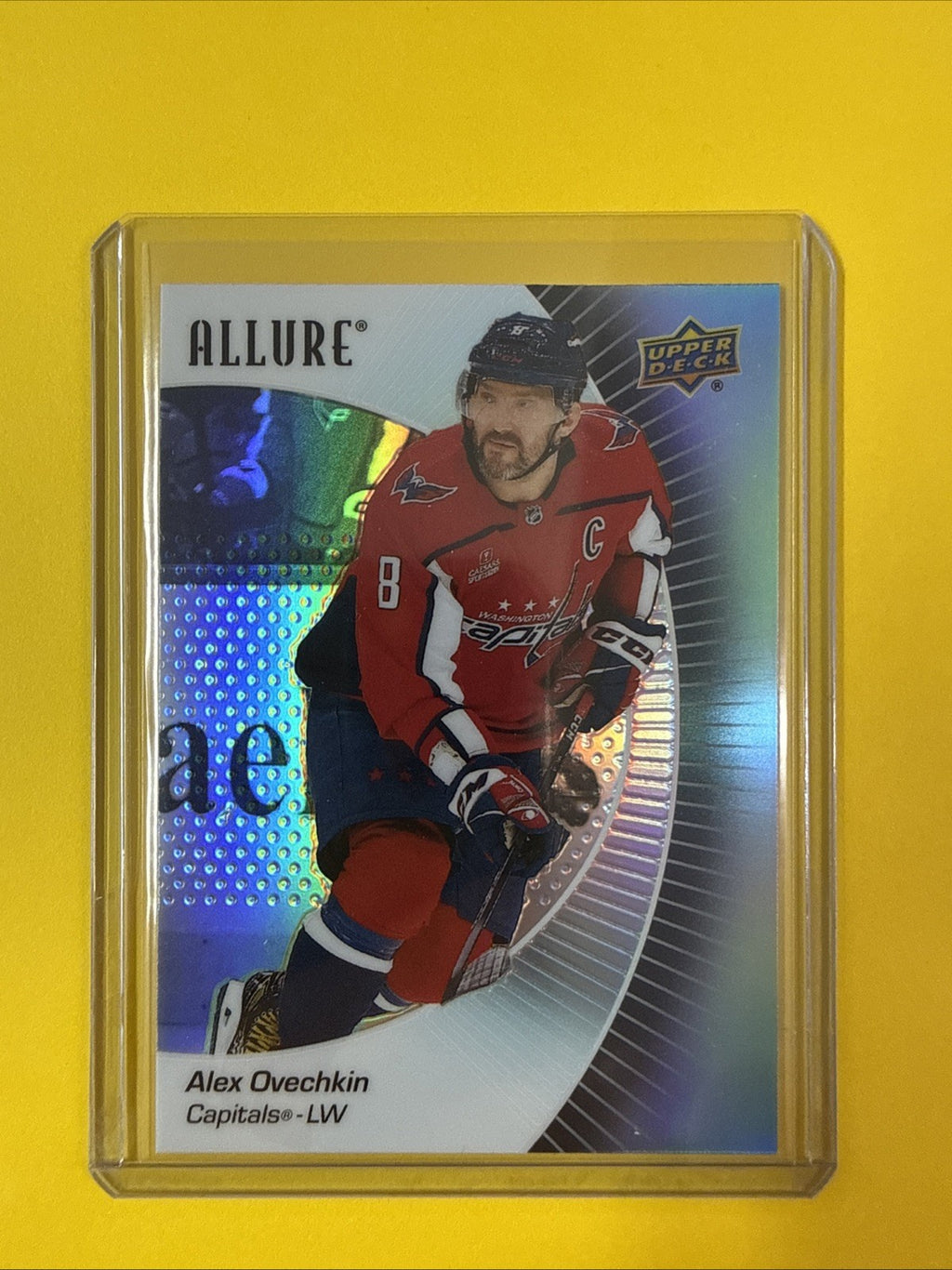 Alex Ovechkin 2023/24 Allure Black Card - front
