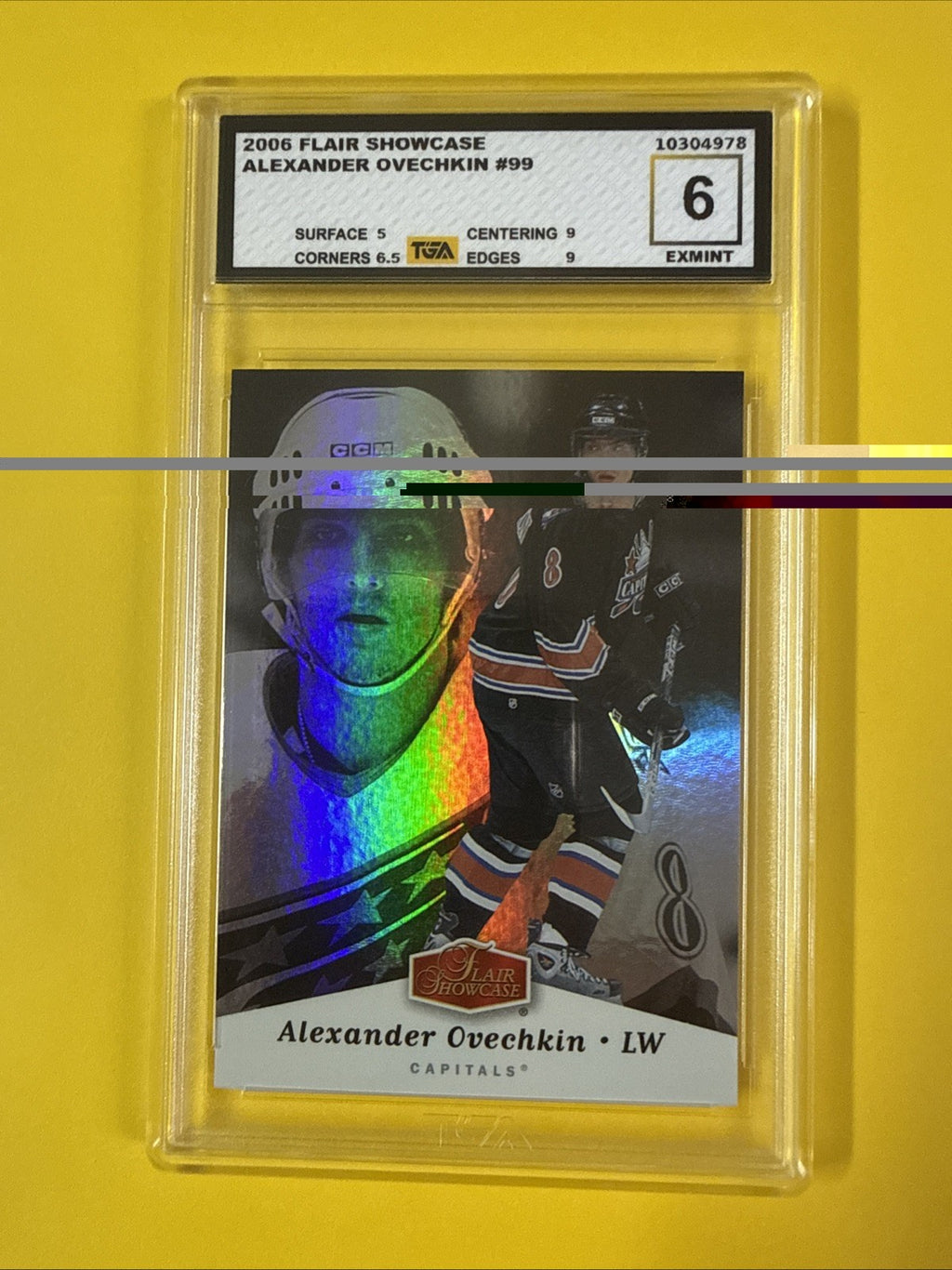 Alex Ovechkin 2006 Flair Showcase Card Graded 6 - front