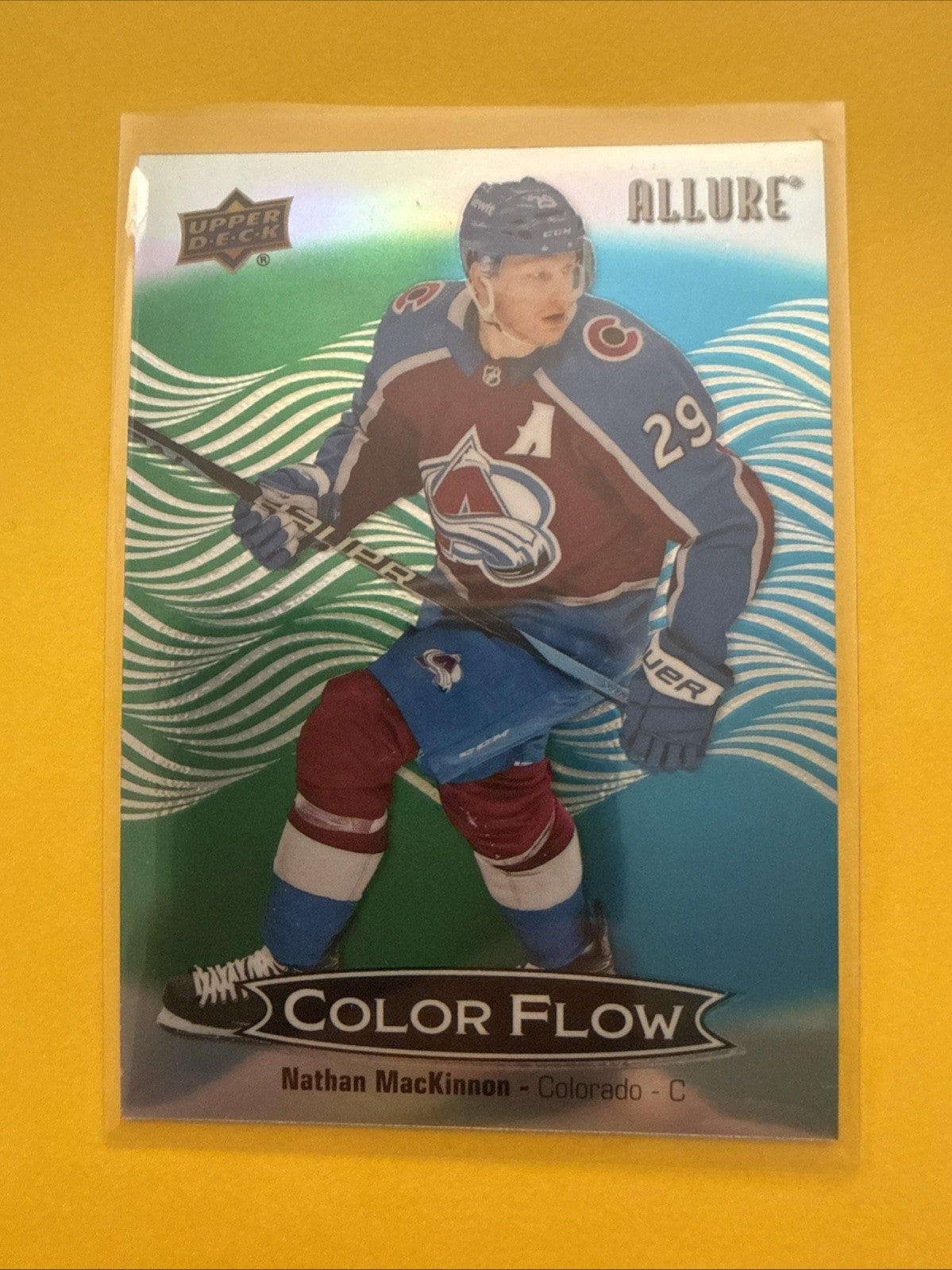 Nathan MacKinnon . 2024/25 Allure Green-Blue Card - front
