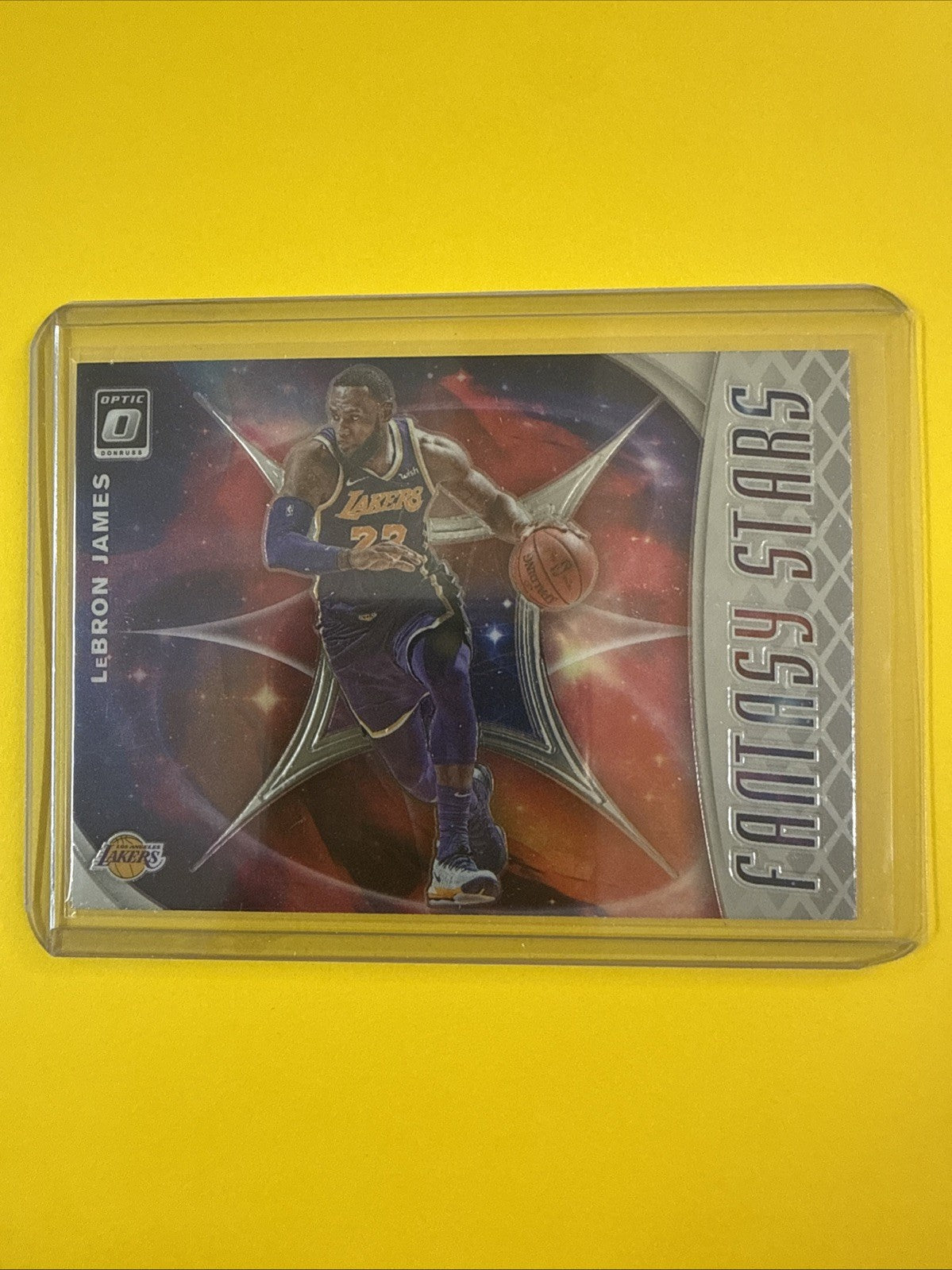 LeBron James 2019/20 NBA Card - front