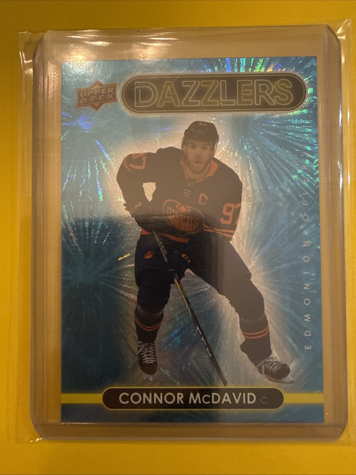 Connor McDavid 2021/22 UD Blue Dazzlers Card - front