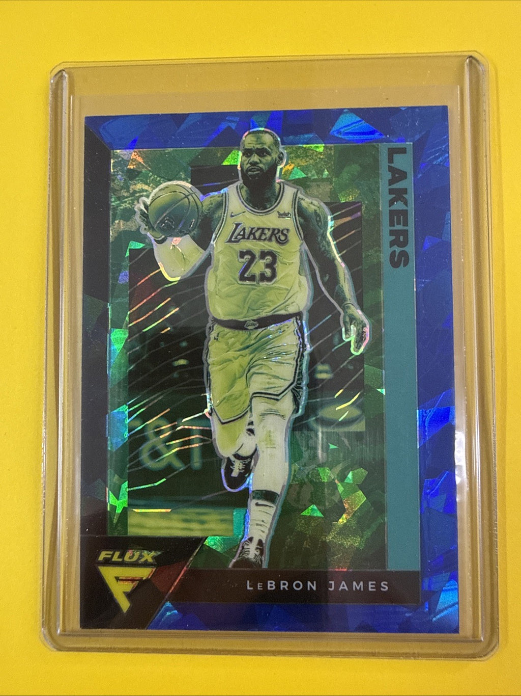 LeBron James 2020/21 NBA Card - front