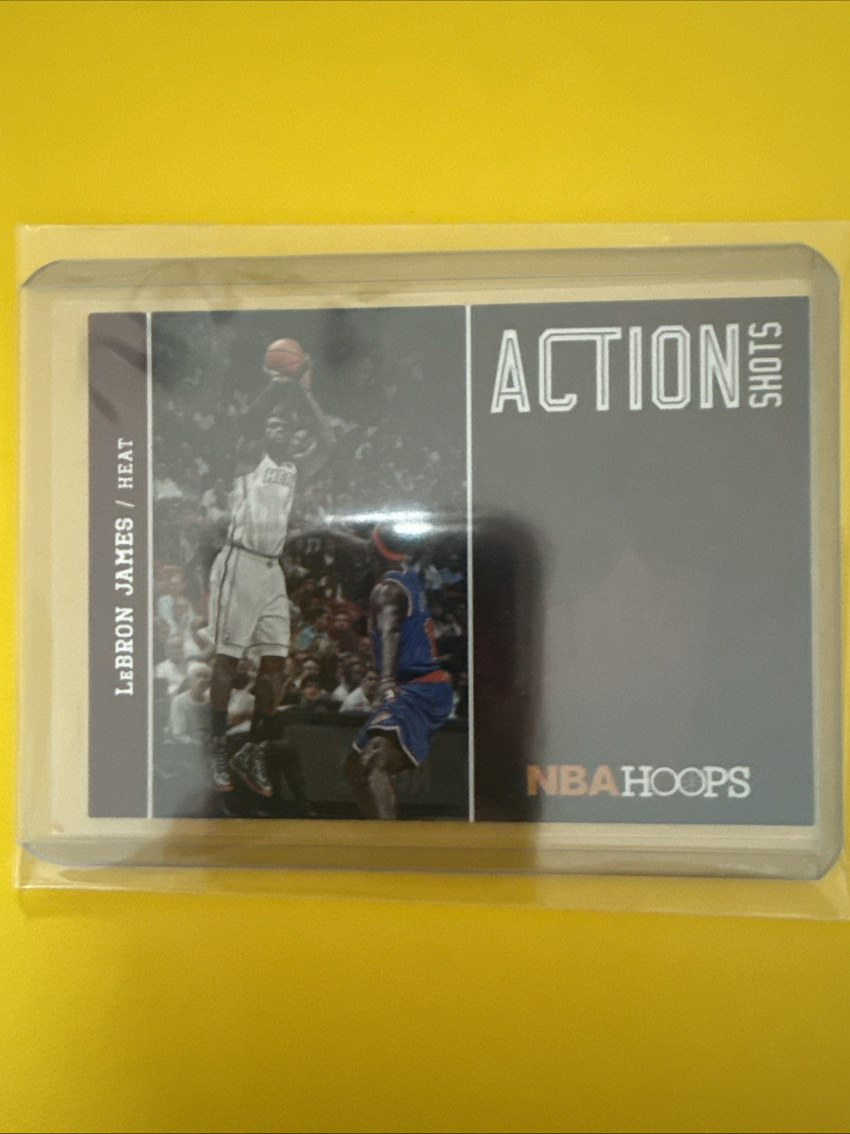 LeBron James 2013/14 Card - front
