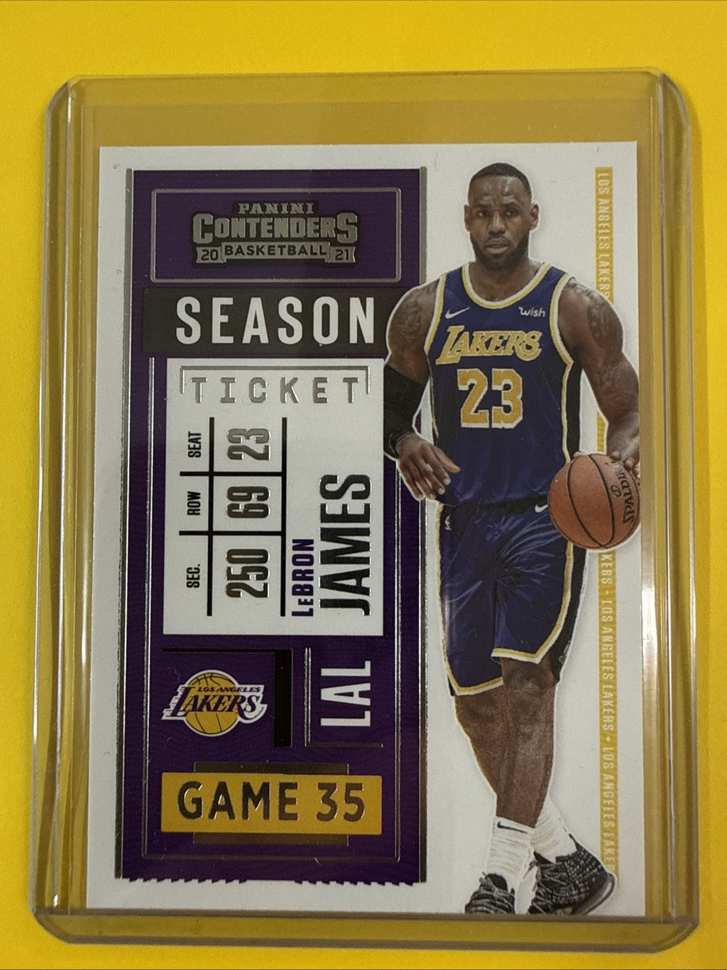 LeBron James 2020/21 NBA Card - front