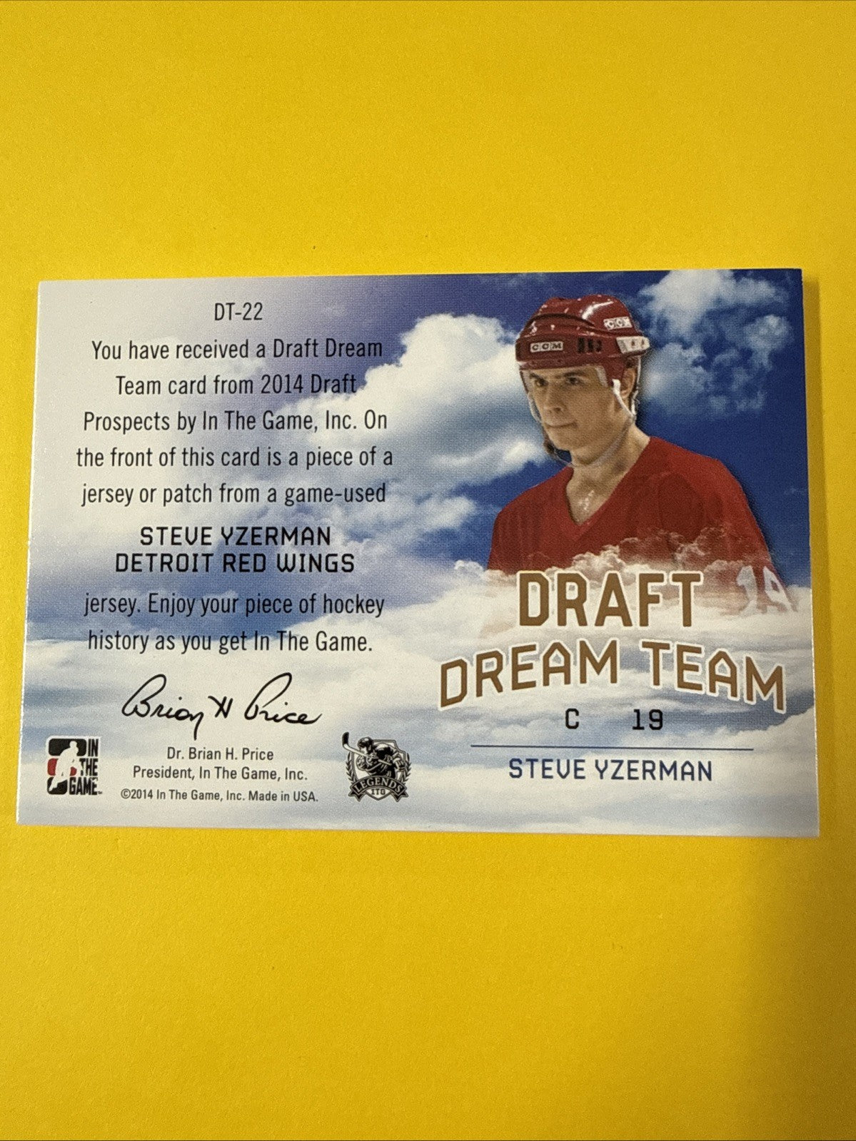 Steve Yzerman 2014/15 in the Game Draft Dream Team Jersey Patch 11/30 Mint - back