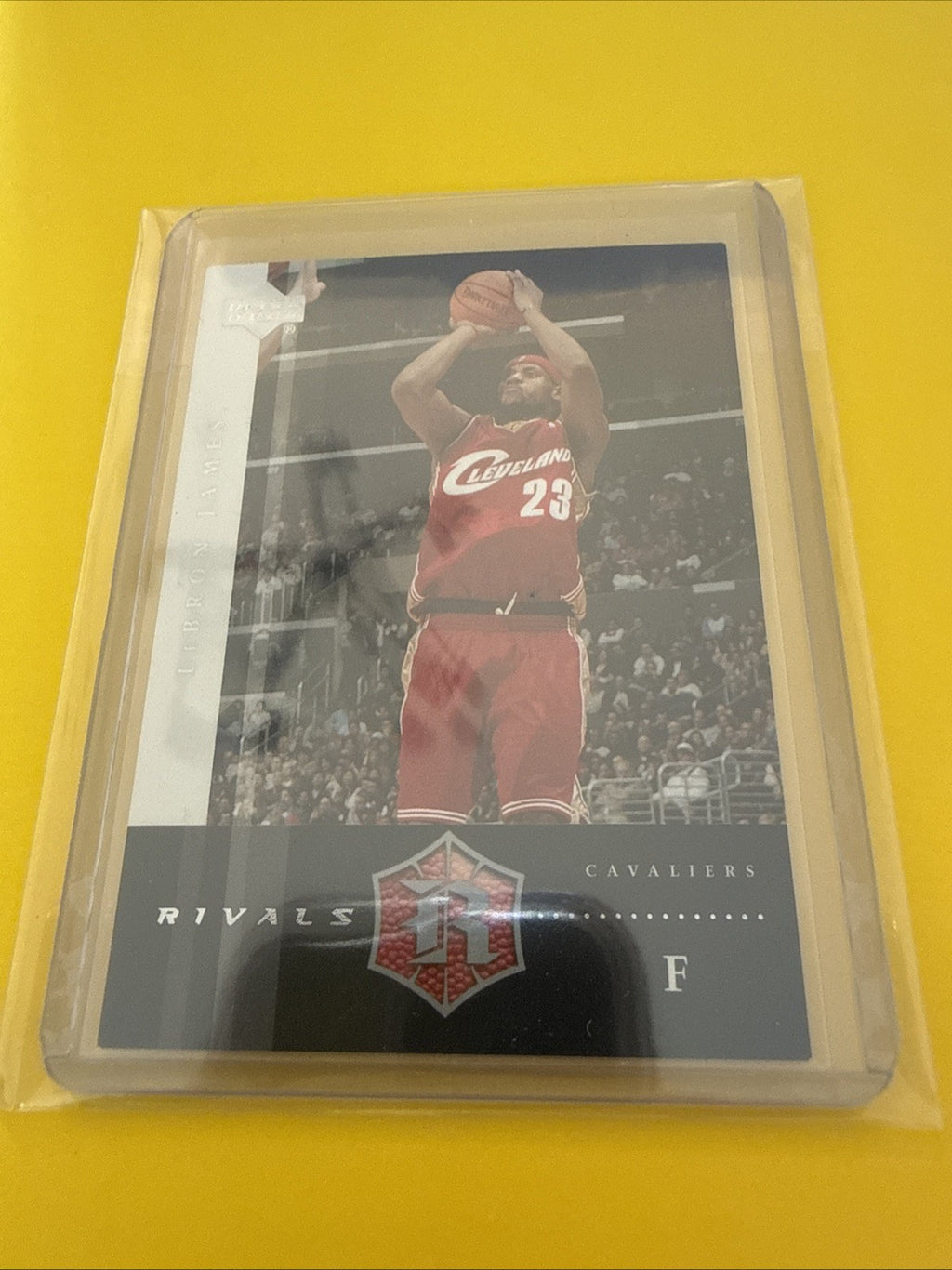 LeBron James 2004 UD Rivals - front