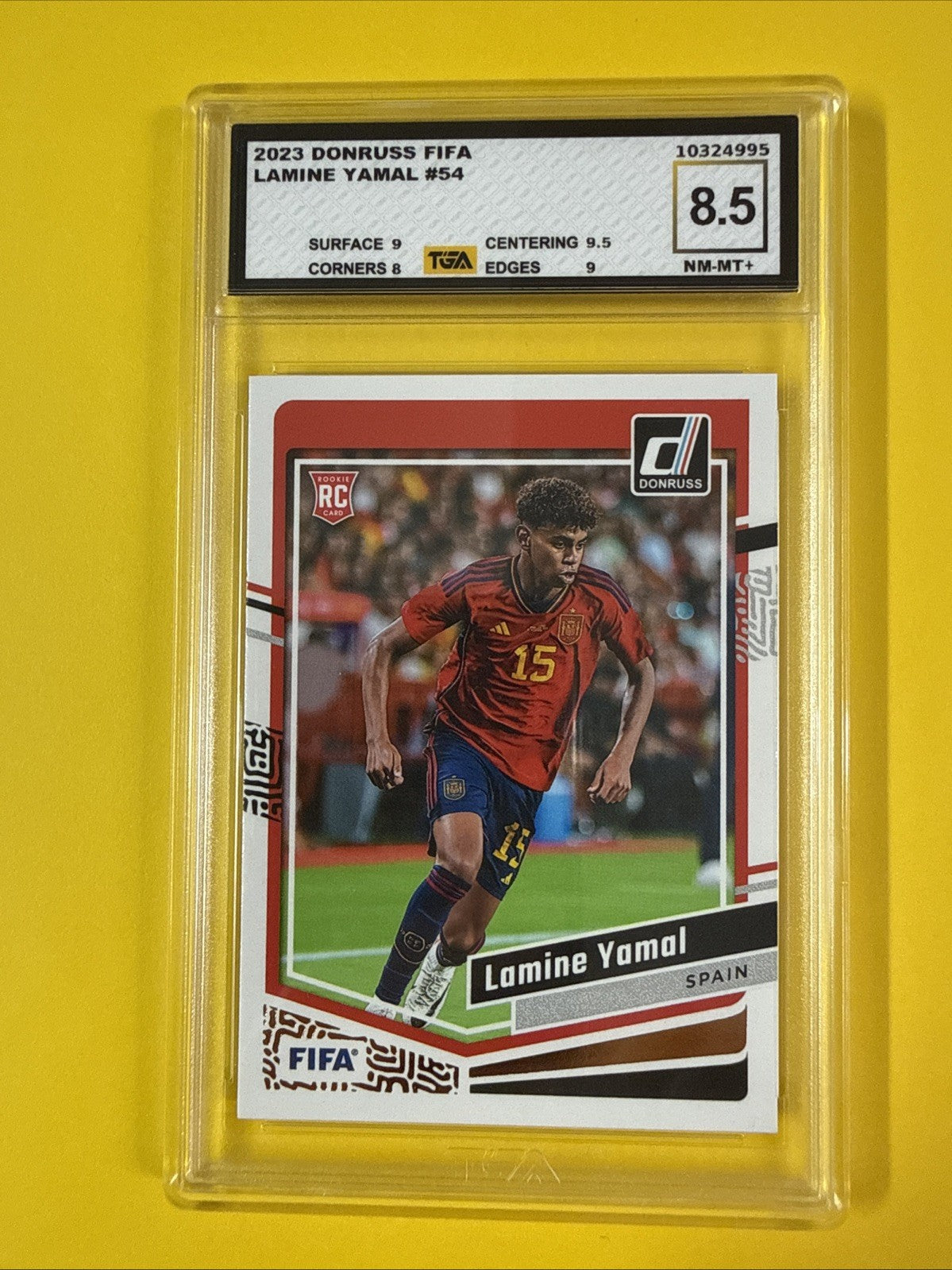 Lamine Yamal 2023 Donruss Fifa Rookie Card Graded 8.5 - front