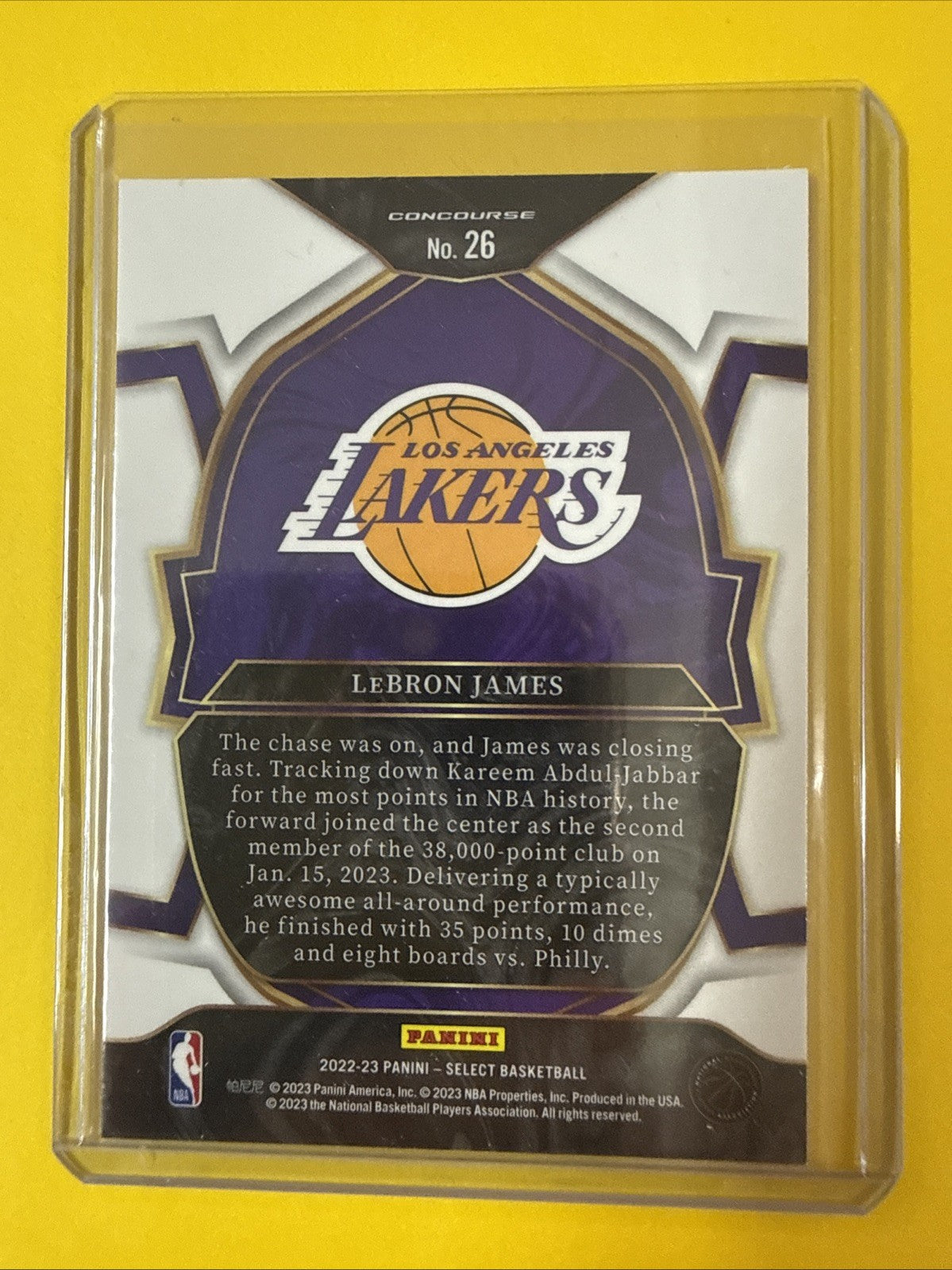 LeBron James 2022/23 Panini Select Card - back
