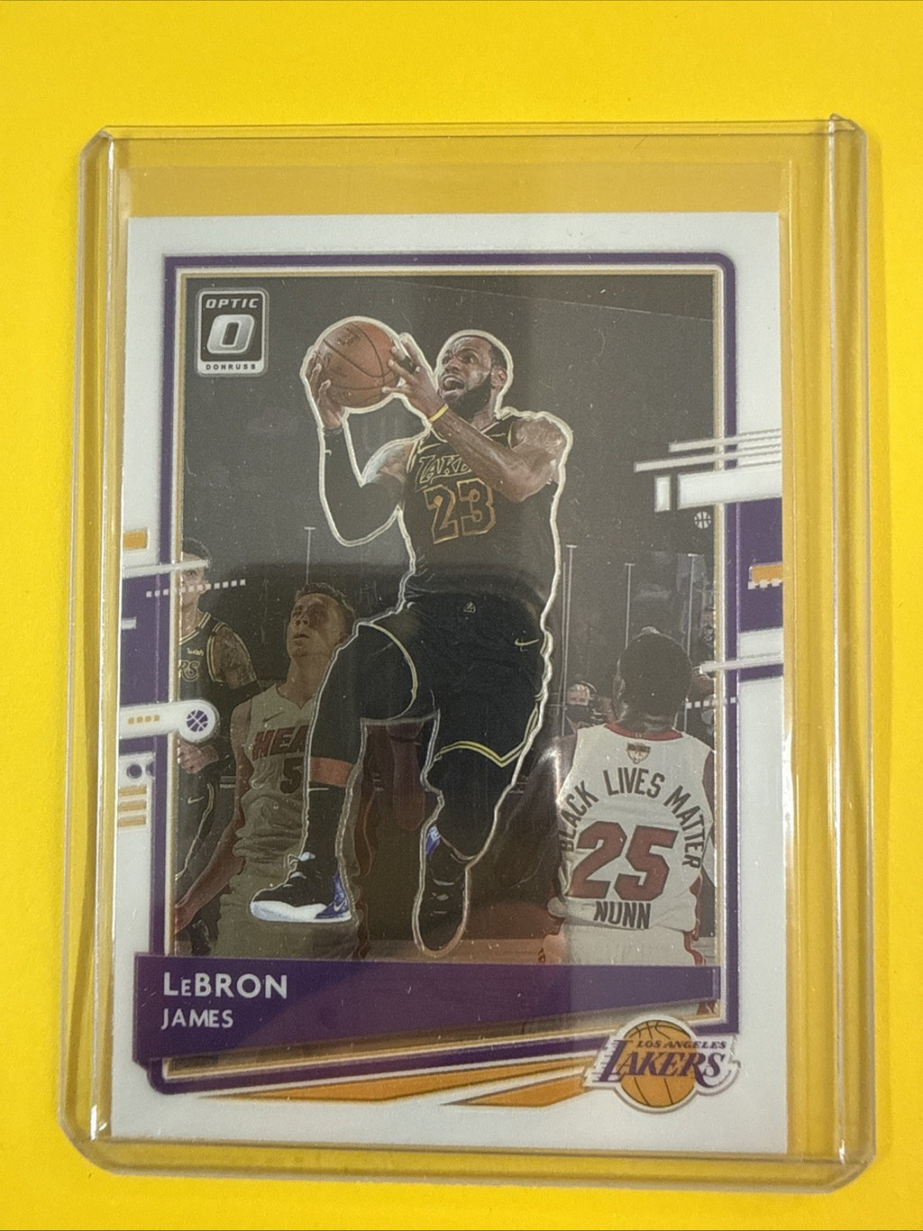 LeBron James 2020/21 NBA Card - front