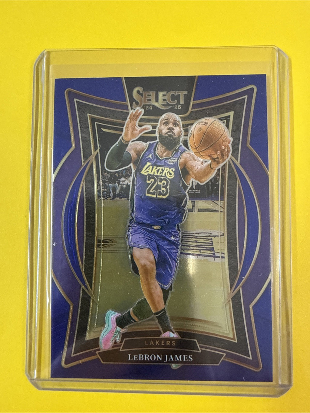LeBron James 2024/25 Card - front