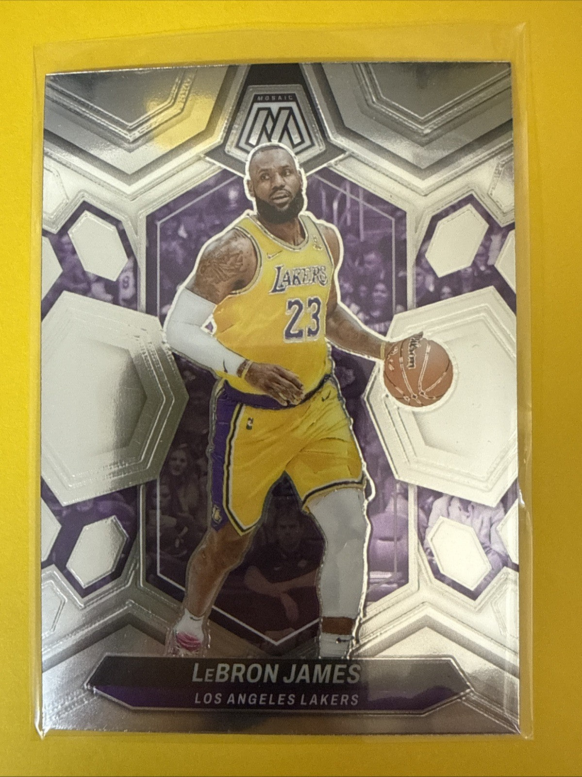 LeBron James 2023/24 Panini Mosaic Chrome Card - front