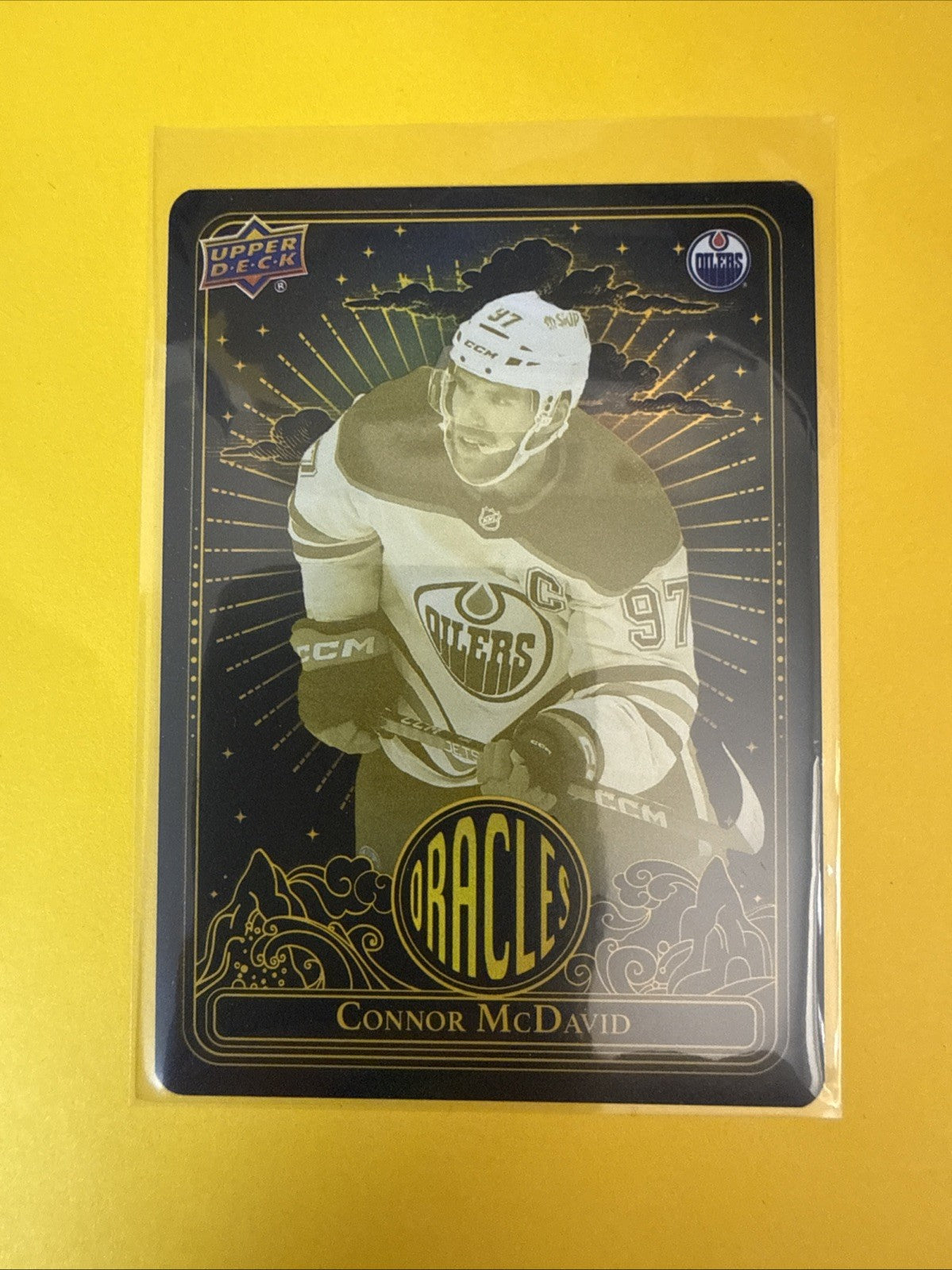 Connor McDavid 2024/25 UD. Oracles Card - front