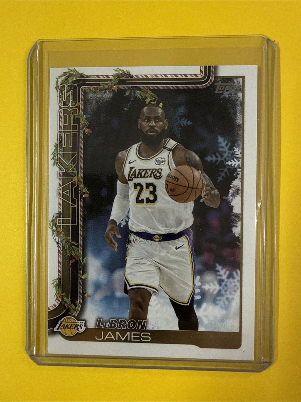 LeBron James 2025/26 Topps Holliday Card - front